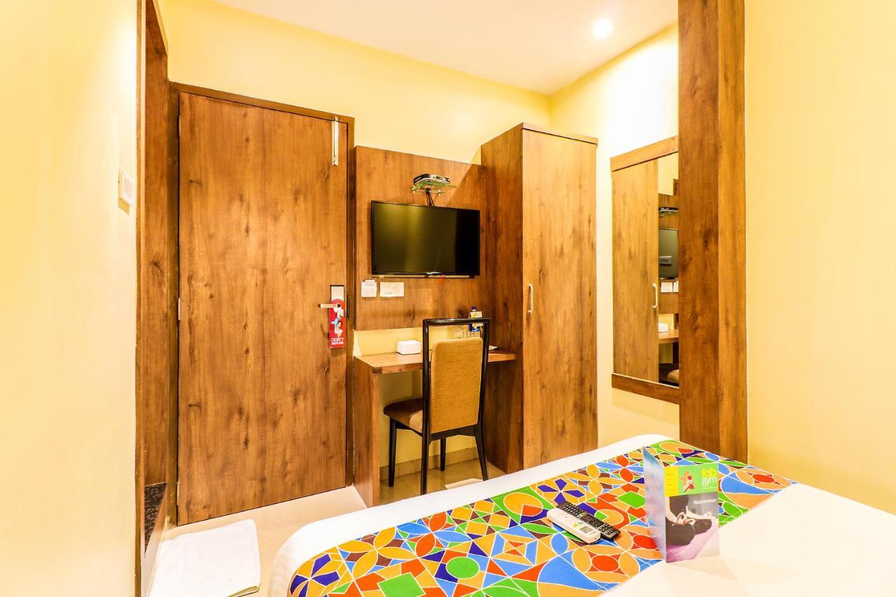 Hygenic Hotel Lotus Grand Andheri Bombaim Exterior foto