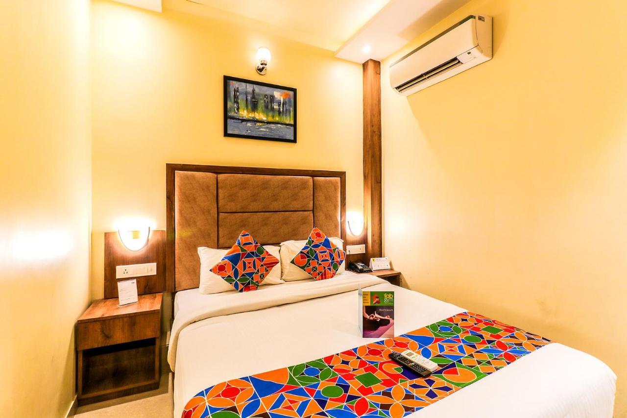 Hygenic Hotel Lotus Grand Andheri Bombaim Exterior foto